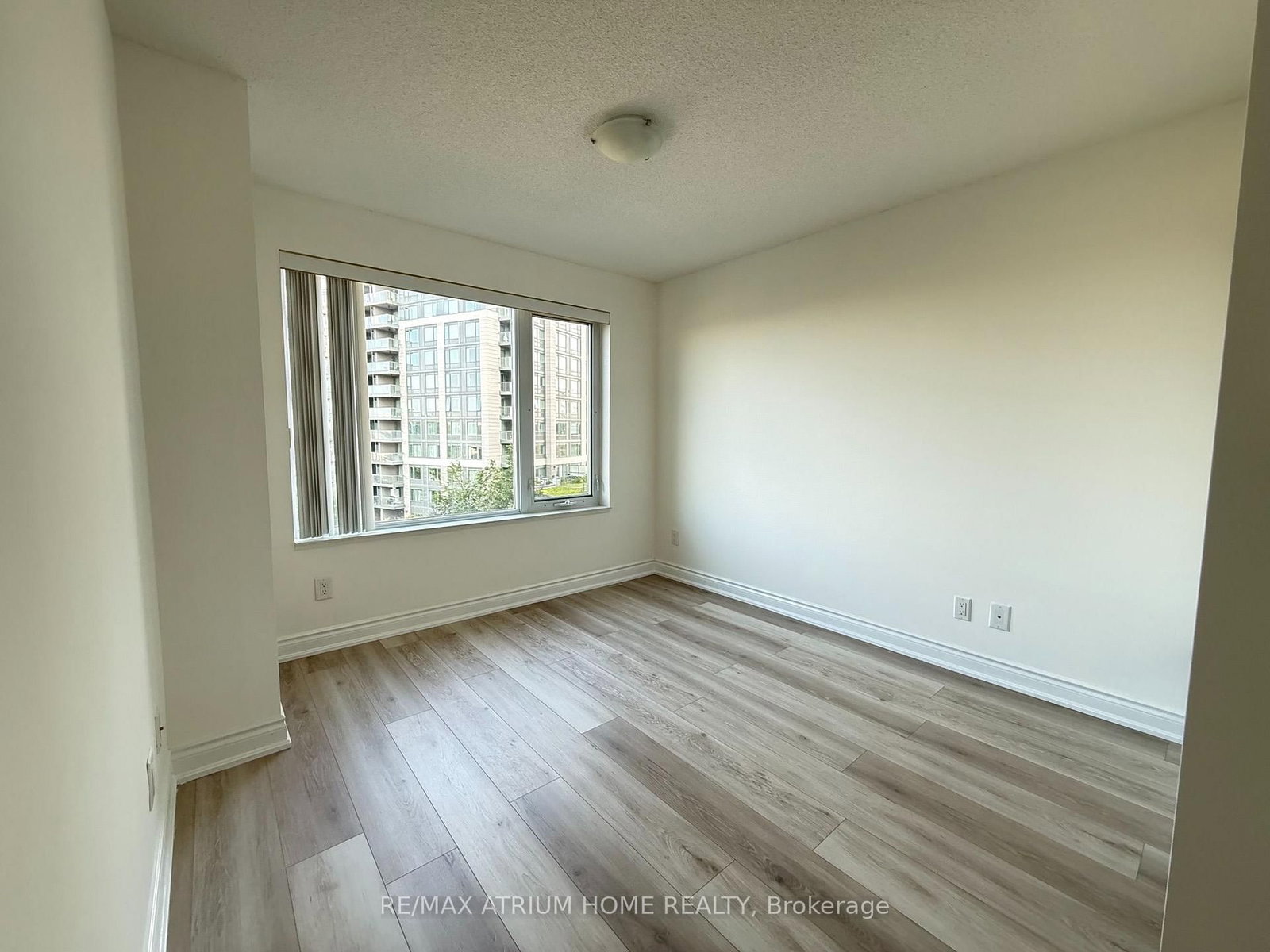233 South Park Road • #L3T 0B4 • Markham, ON photo 14