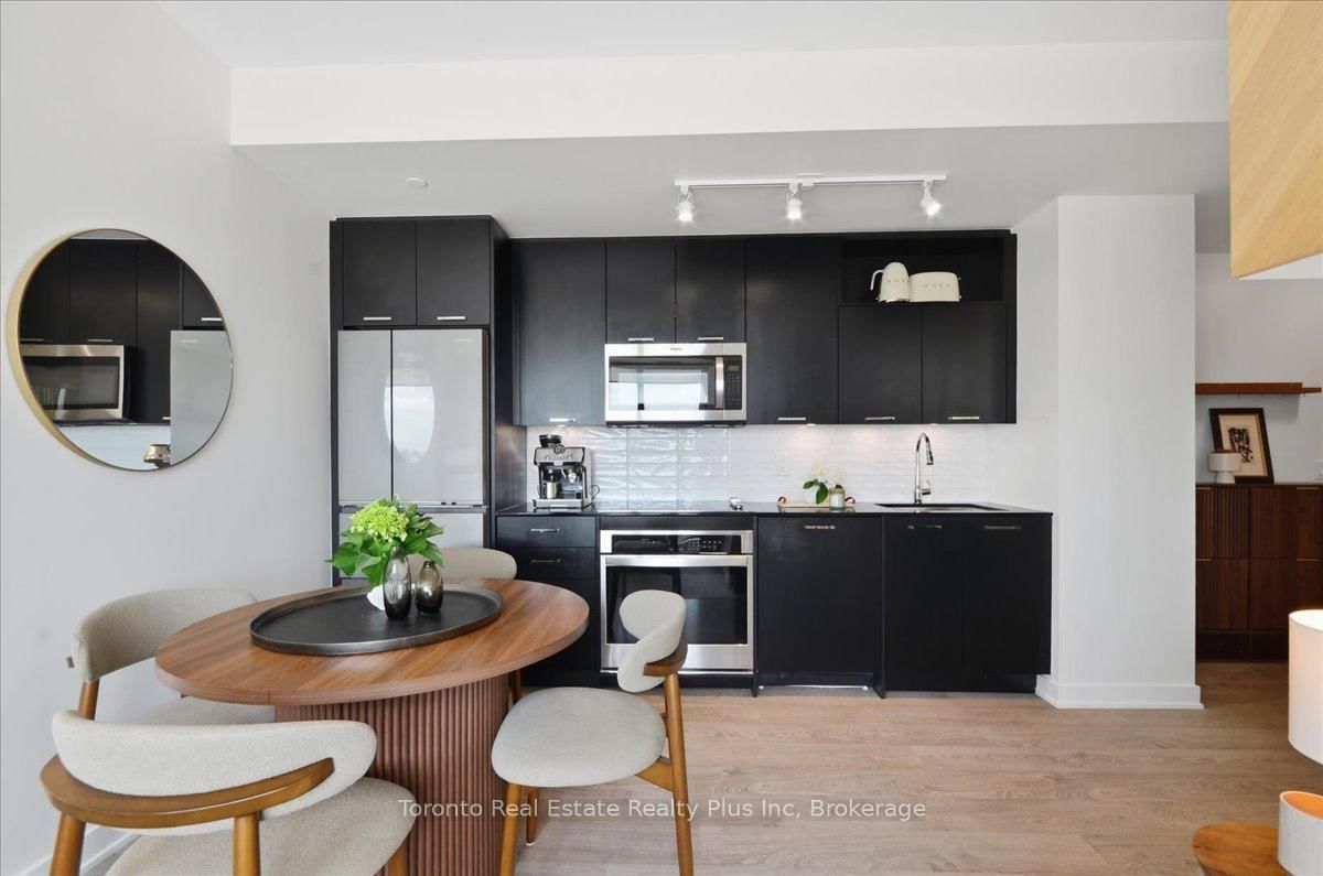 120 Eagle Rock Way • #304 • Vaughan, ON photo 14
