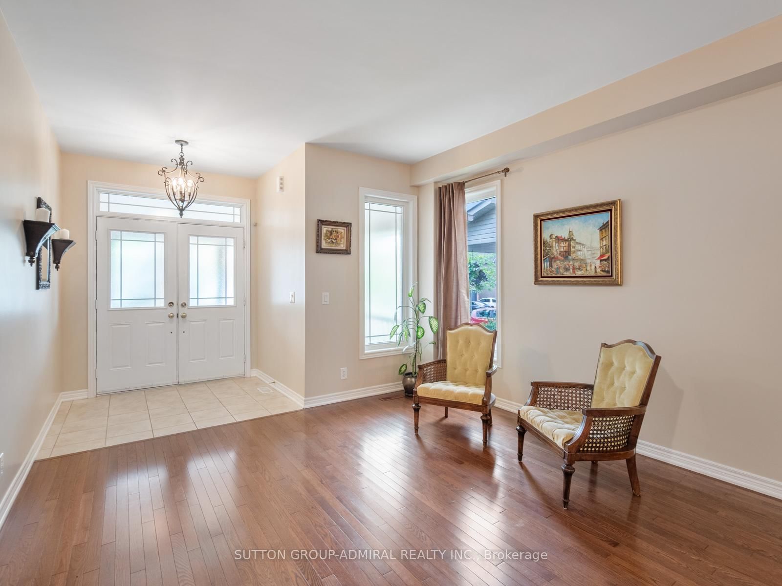 23 Kerr Lane • Aurora, ON photo 7