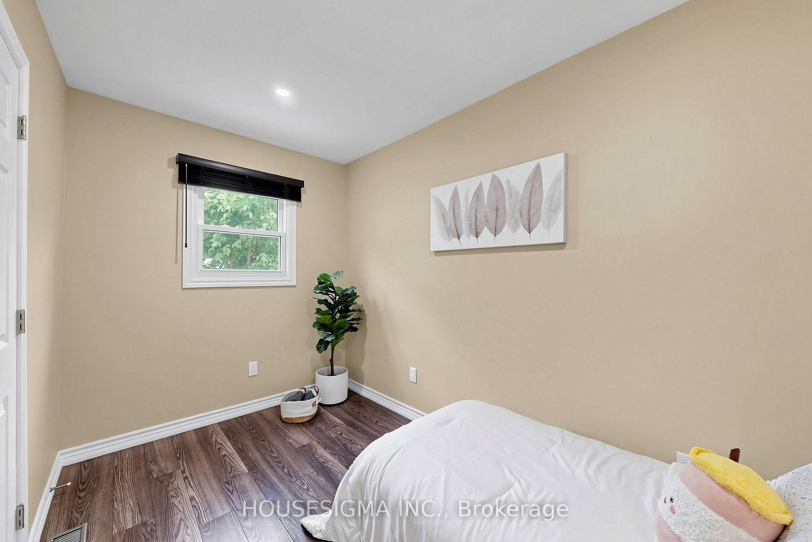 96 Oak Avenue • East Gwillimbury, ON photo 13