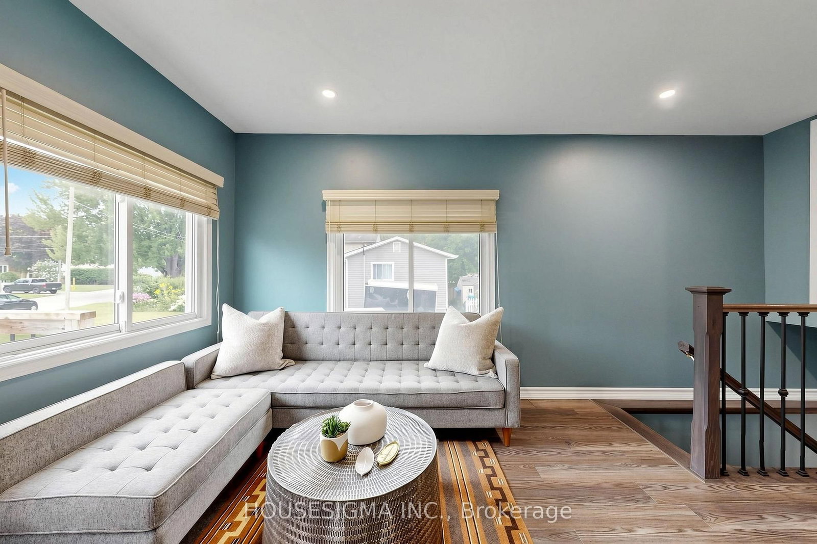 96 Oak Avenue • East Gwillimbury, ON photo 4