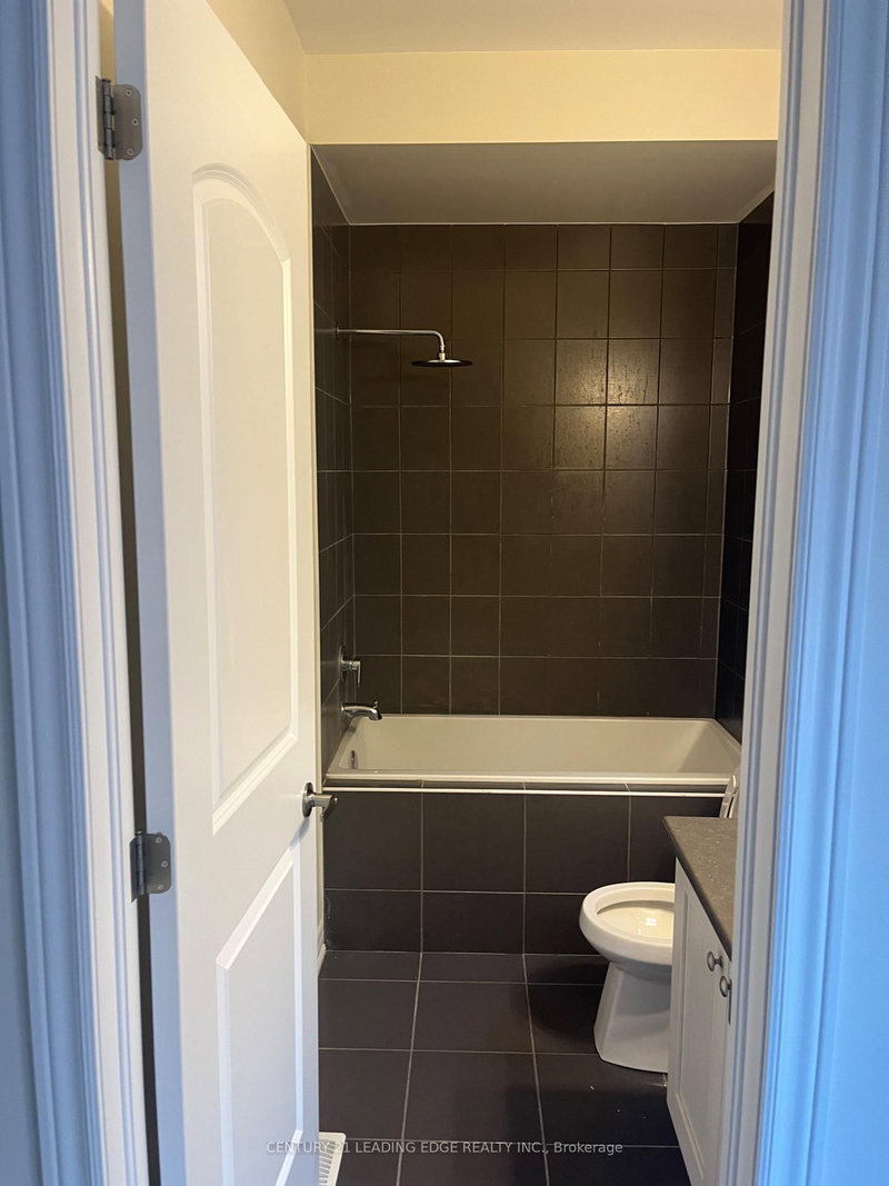 1 Bdrm Upper Level - 23 Boland Court