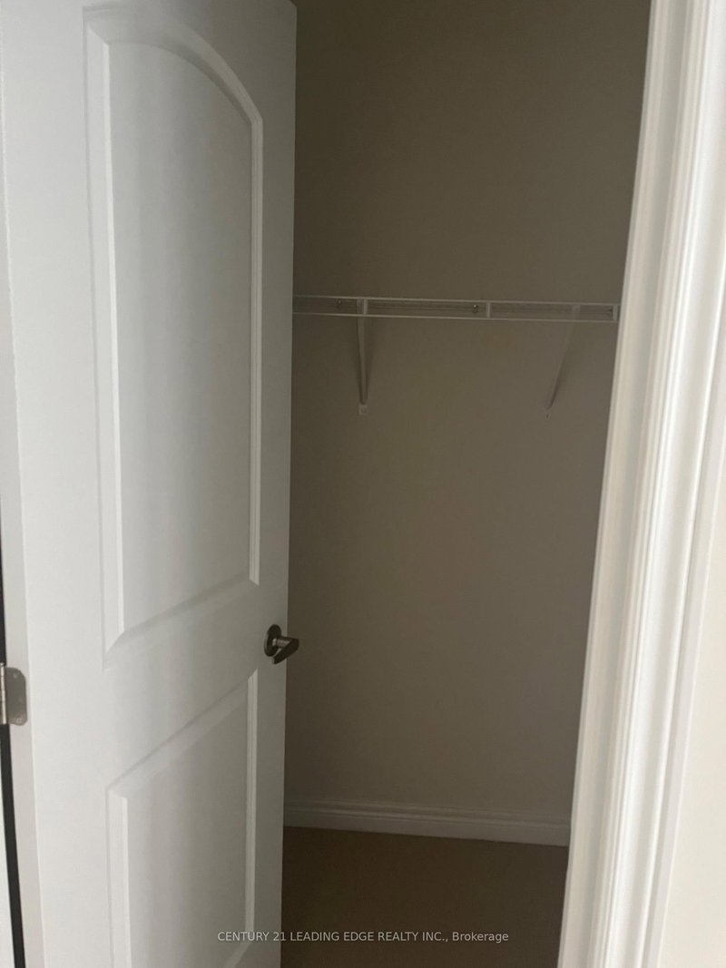 1 Bdrm Upper Level - 23 Boland Court