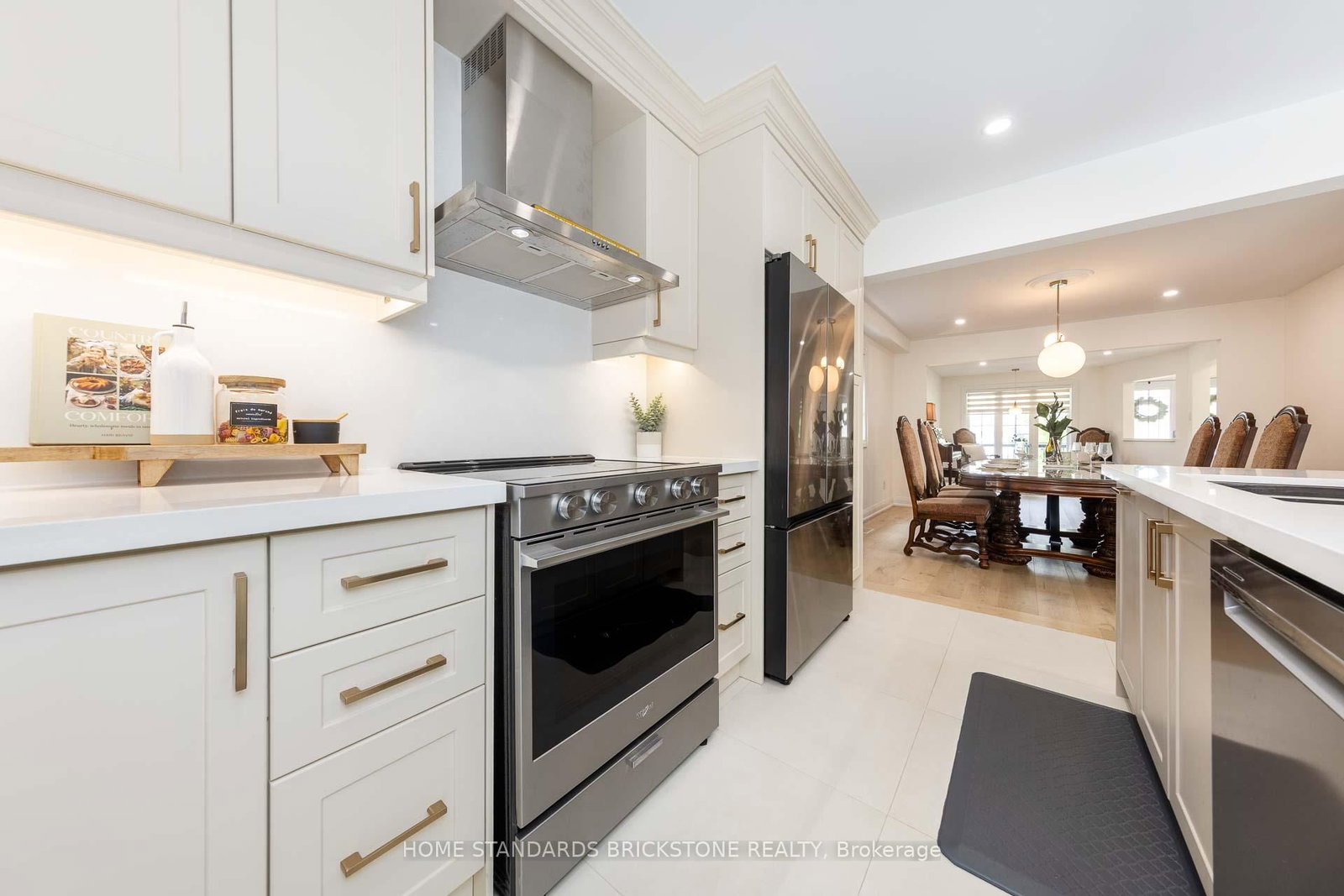 139 Pinewood Drive • Vaughan, ON photo 18