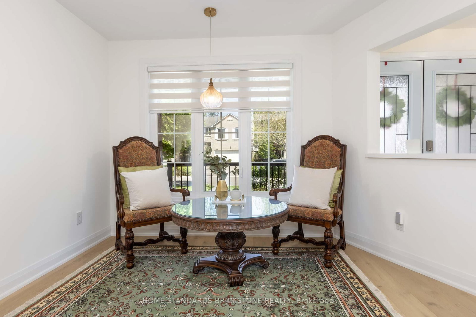 139 Pinewood Drive • Vaughan, ON photo 4