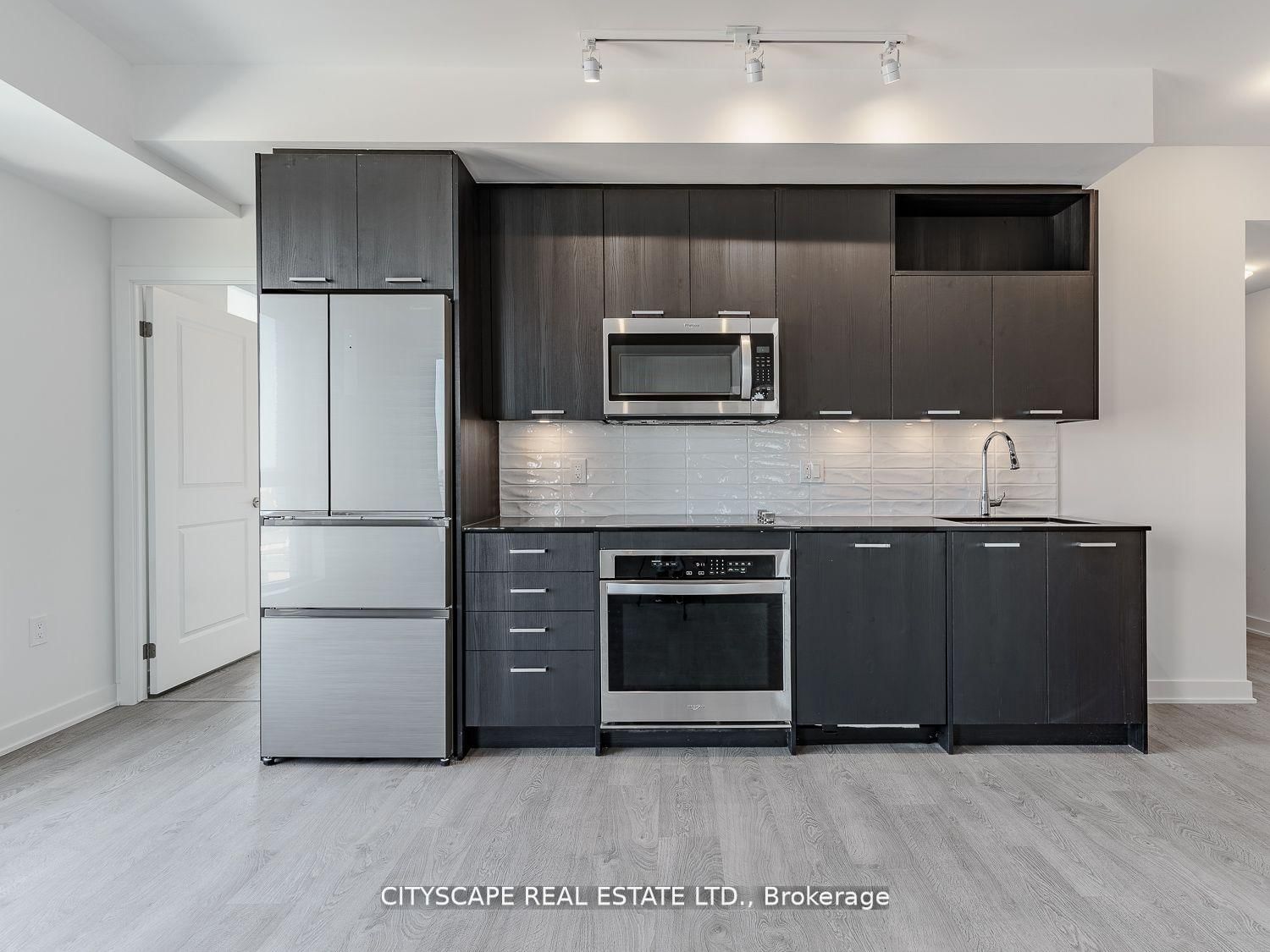 120 Eagle Rock Way • #405 • Vaughan, ON photo 9