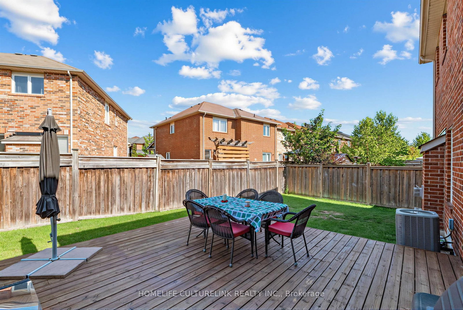 93 Greenwood Road • Whitchurch-Stouffville, ON photo 37