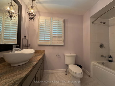 31 Markhaven Road • Markham, ON photo 5