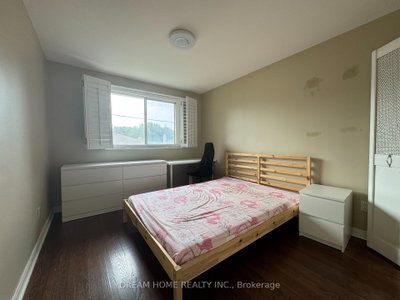 31 Markhaven Road • Markham, ON photo 8