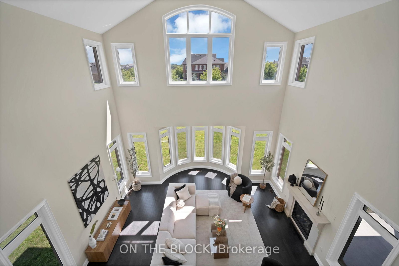 24 Whitewood Drive • Whitchurch-Stouffville, ON photo 11