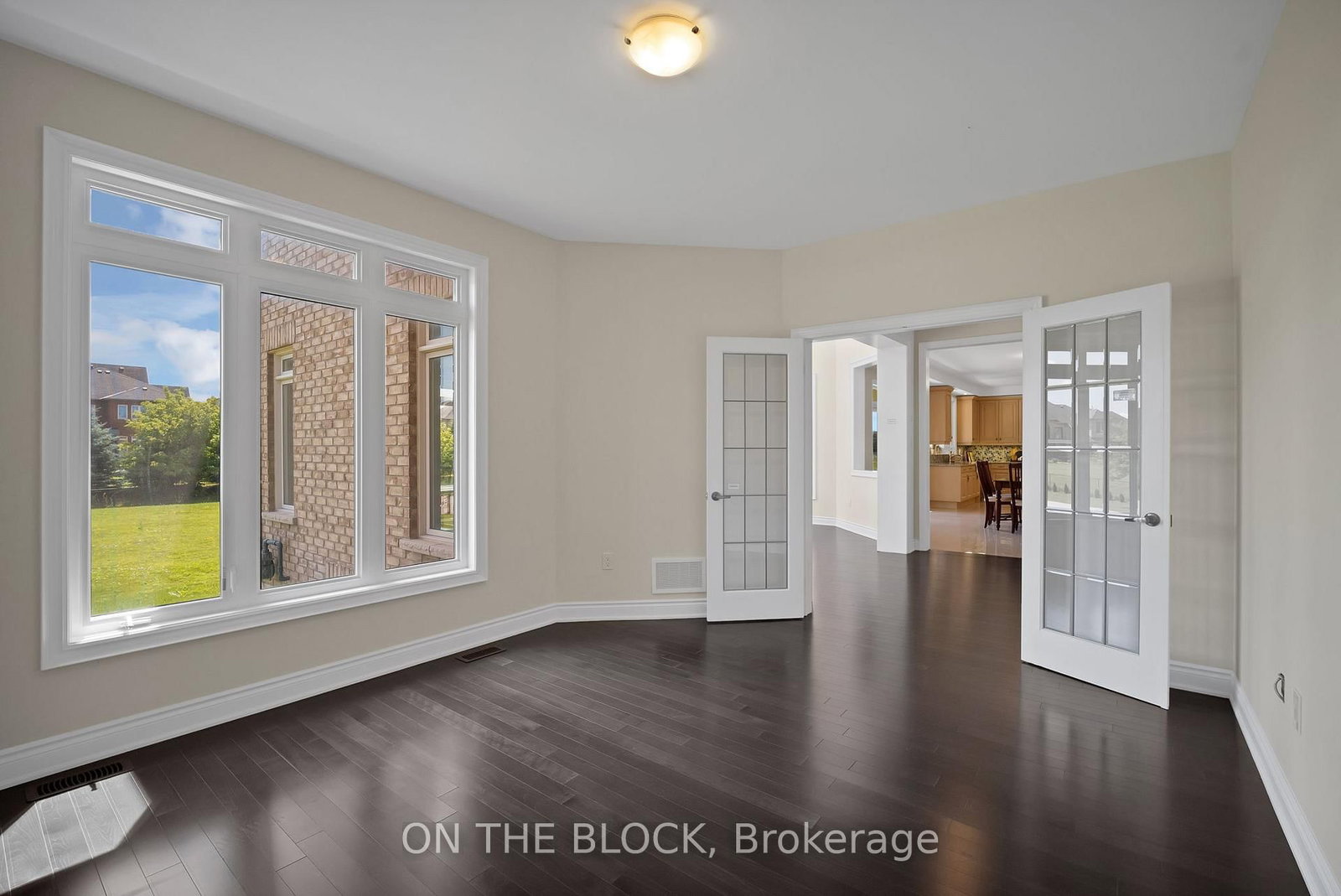 24 Whitewood Drive • Whitchurch-Stouffville, ON photo 28