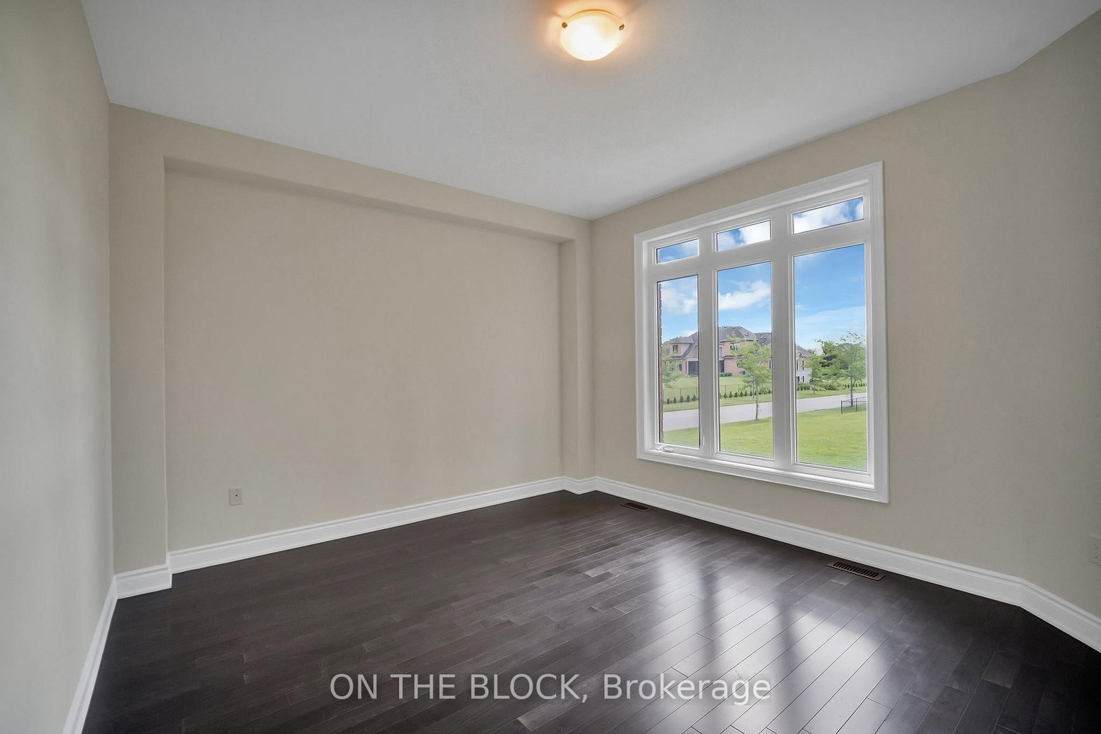 24 Whitewood Drive • Whitchurch-Stouffville, ON photo 30
