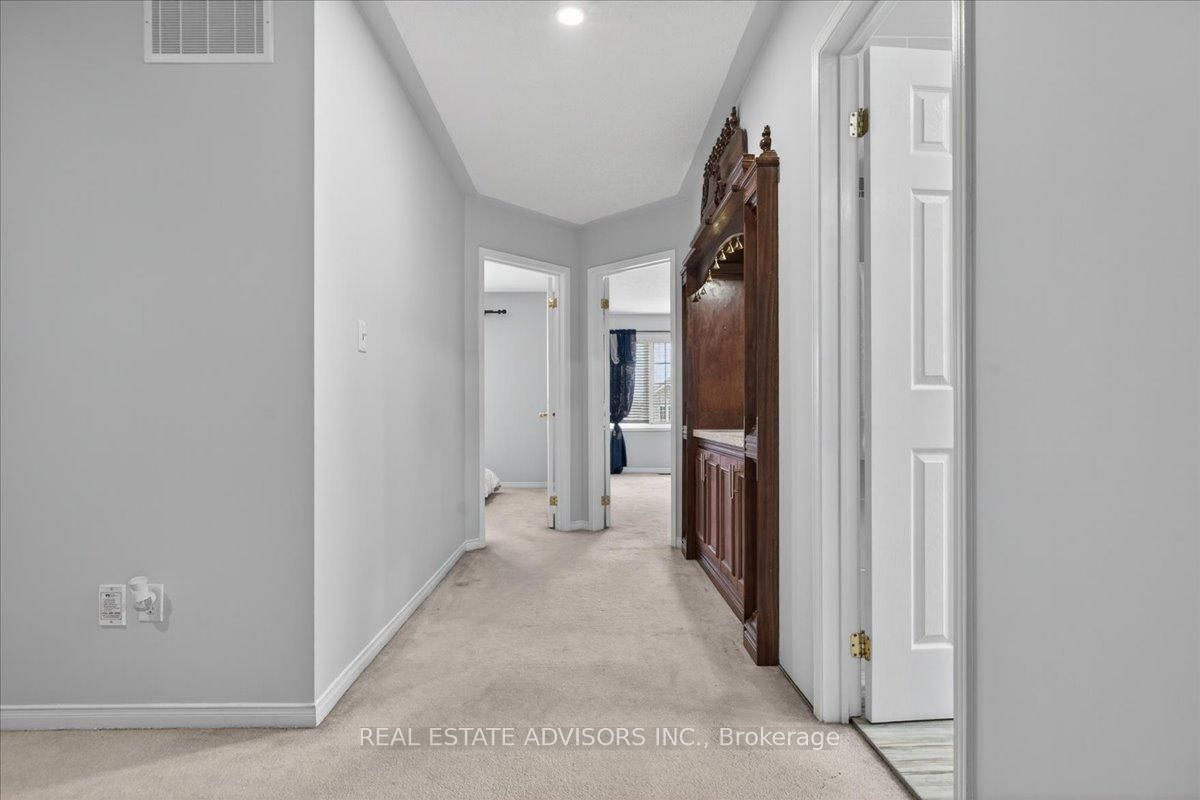 556 Forsyth Farm Drive • Whitchurch-Stouffville, ON photo 17