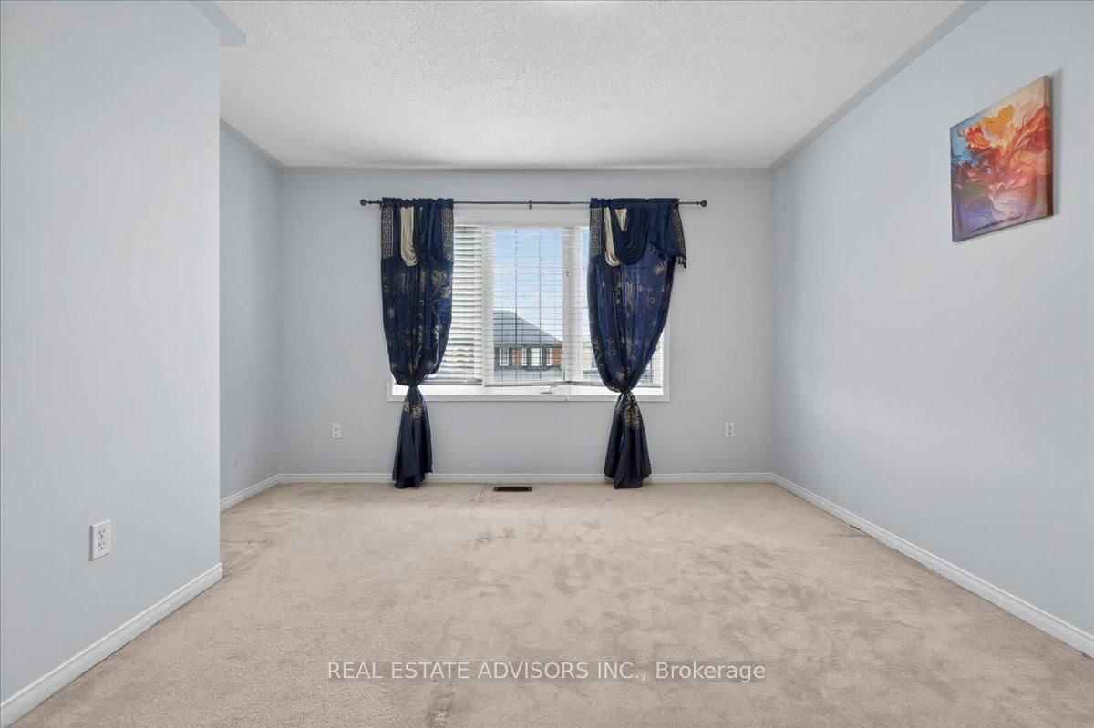 556 Forsyth Farm Drive • Whitchurch-Stouffville, ON photo 20