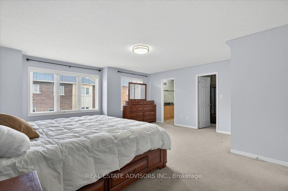 556 Forsyth Farm Drive • Whitchurch-Stouffville, ON photo 26