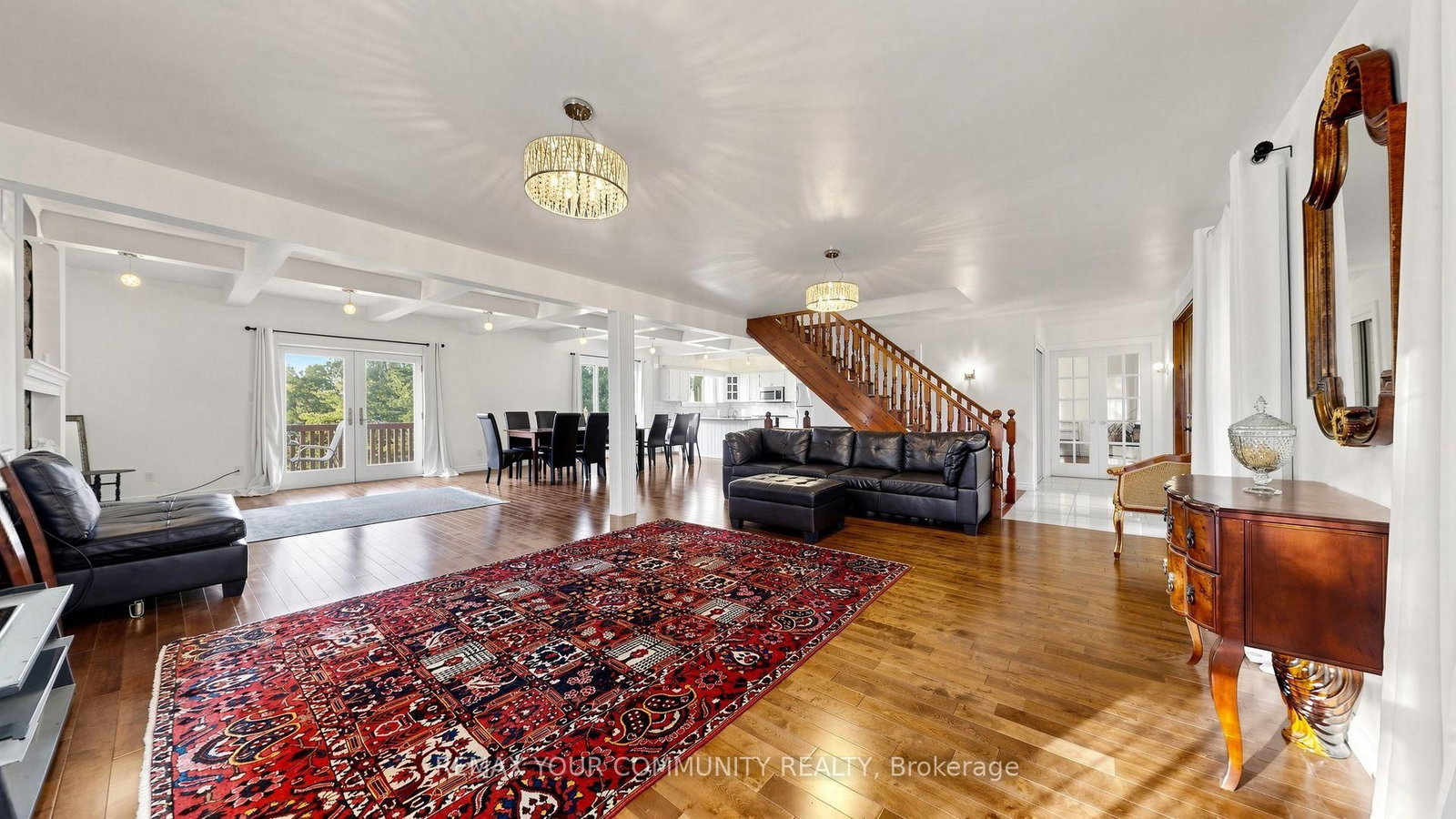 243 Ridge Road • Aurora, ON photo 11