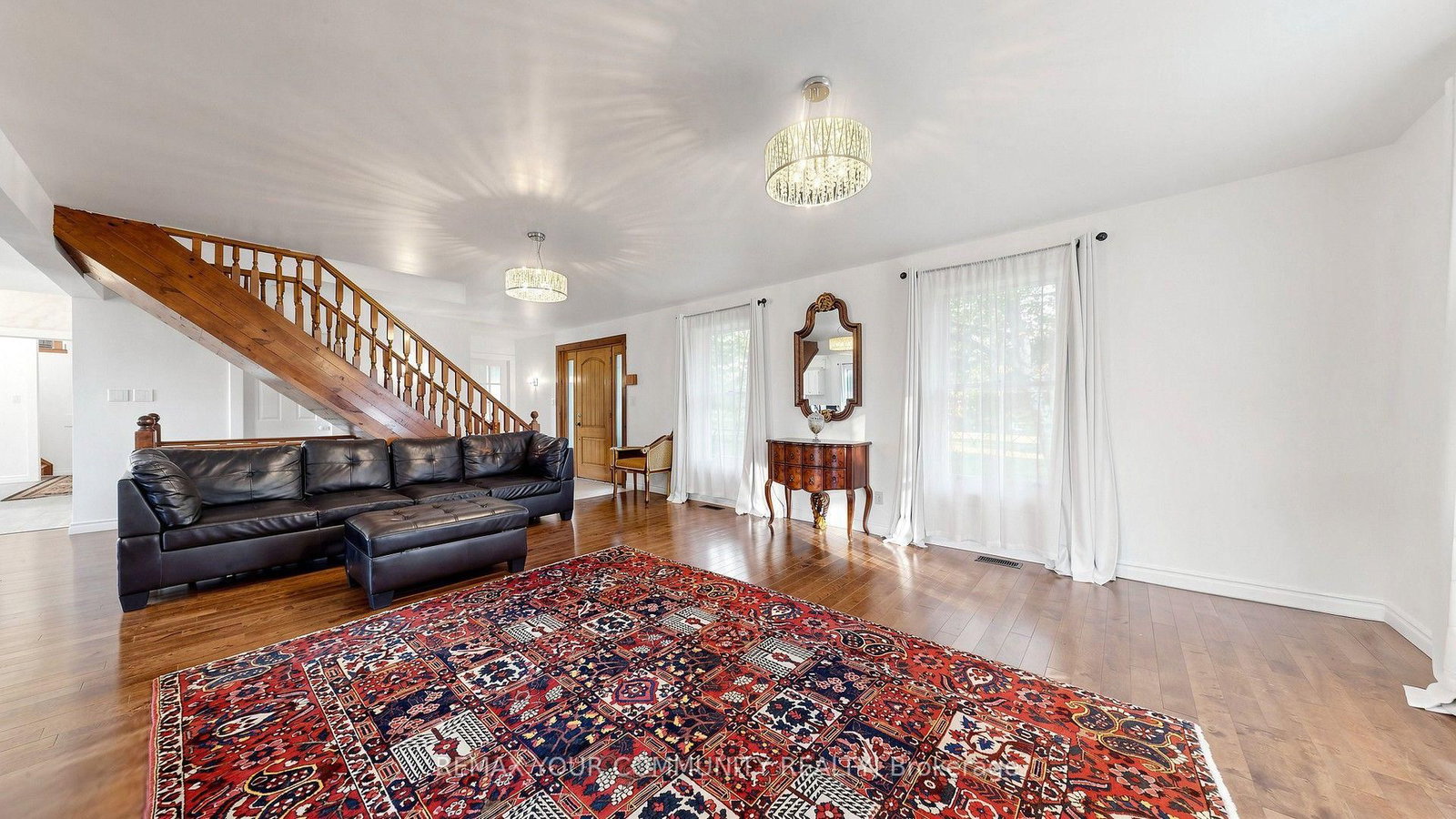 243 Ridge Road • Aurora, ON photo 12