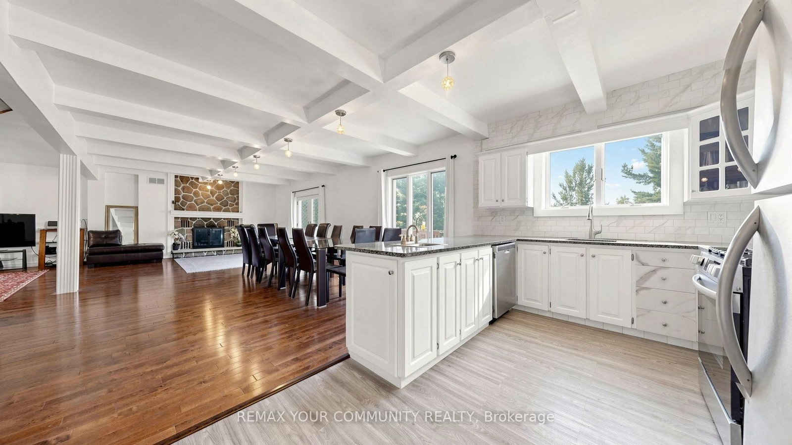 243 Ridge Road • Aurora, ON photo 22