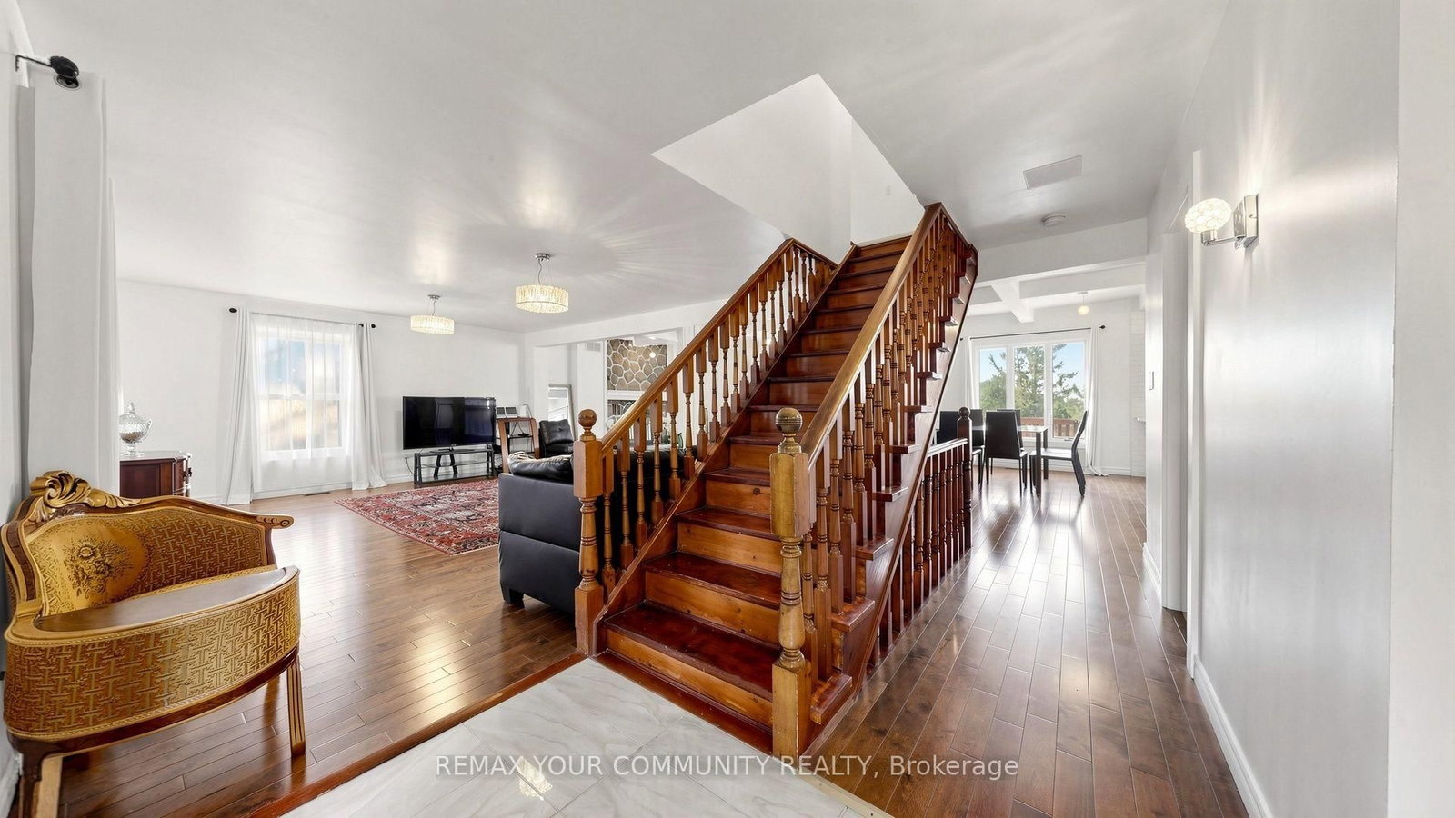 243 Ridge Road • Aurora, ON photo 27