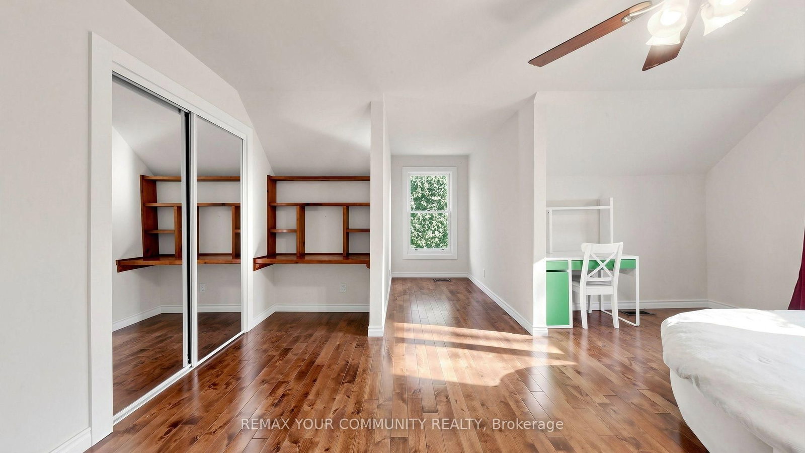 243 Ridge Road • Aurora, ON photo 36
