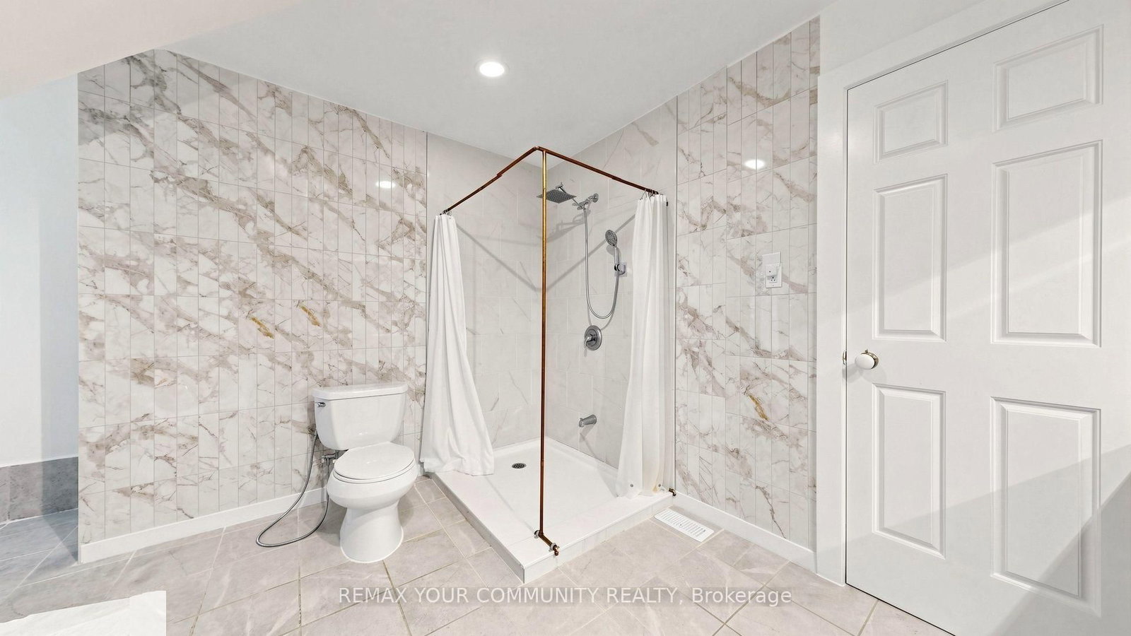 243 Ridge Road • Aurora, ON photo 38