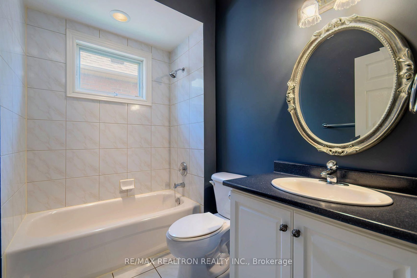 14 Hagen Hollow • Whitchurch-Stouffville, ON photo 38