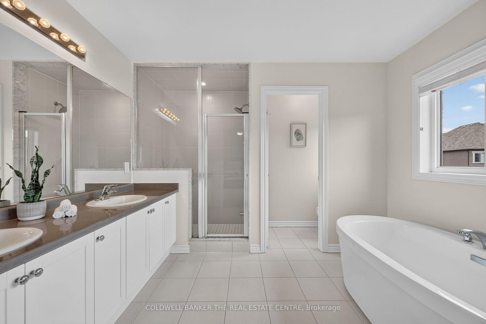 1048 Barton Way • Innisfil, ON photo 16