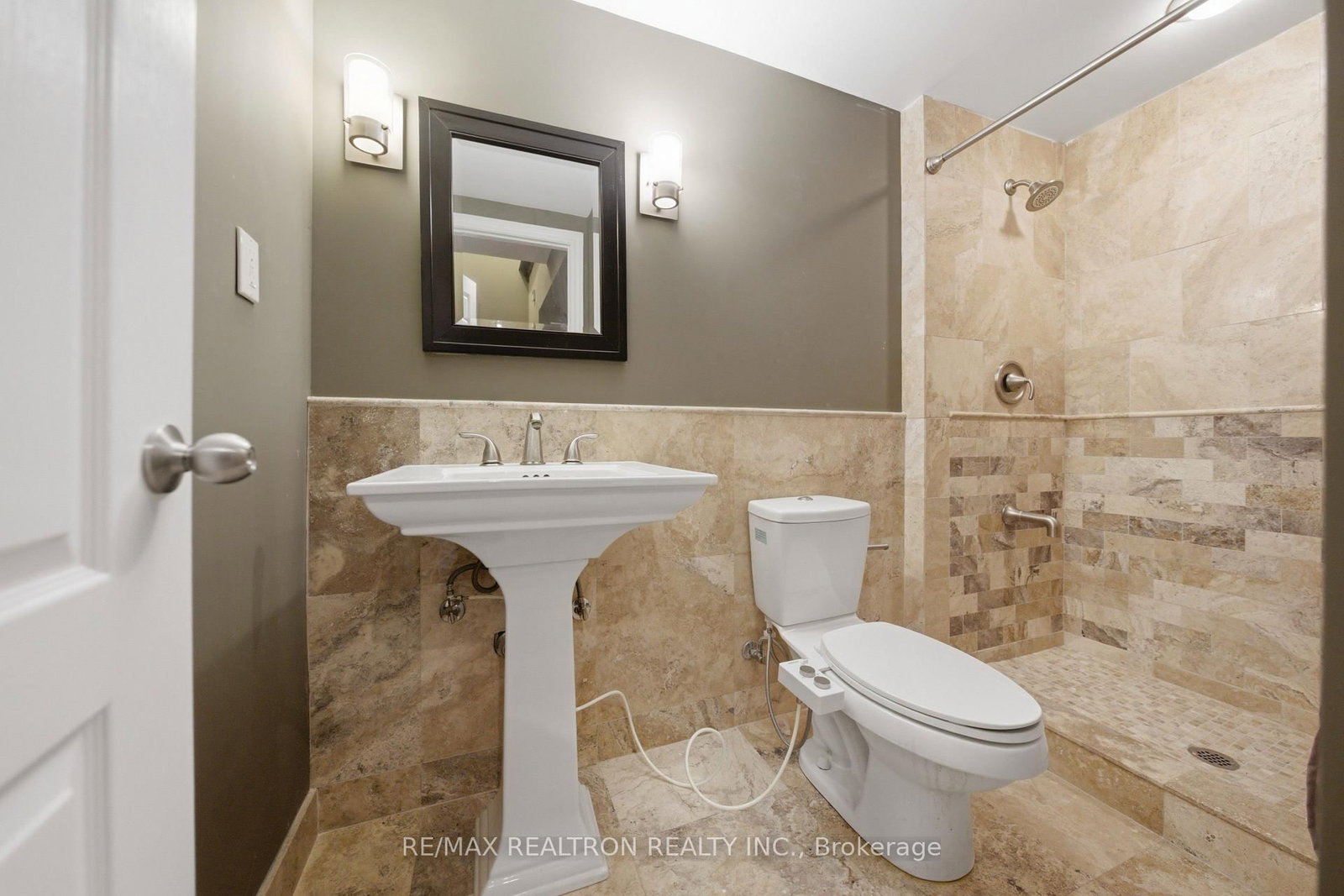 12 Cozens Drive • Richmond Hill, ON photo 39