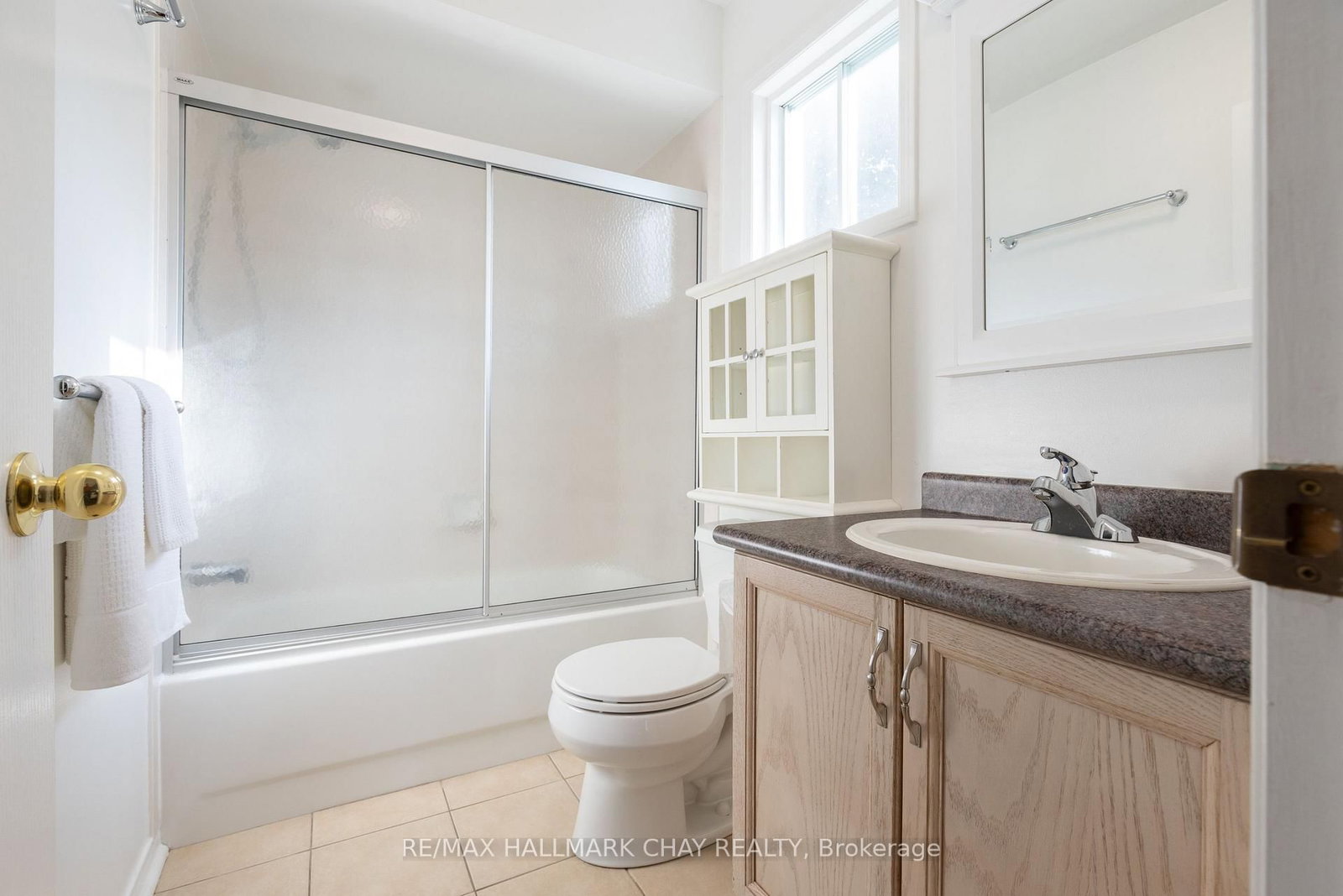 11 Dugdale Avenue • New Tecumseth, ON photo 14