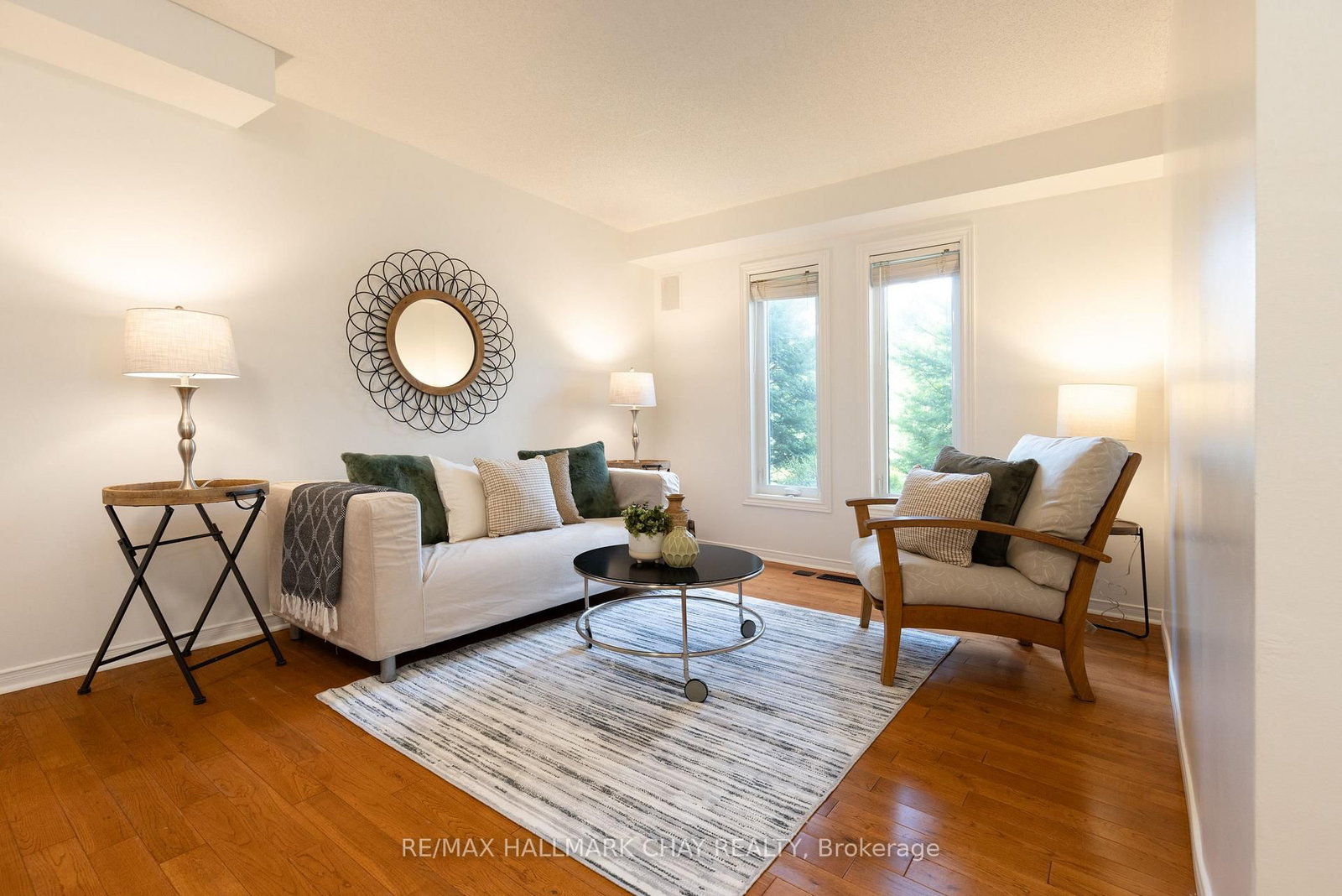 11 Dugdale Avenue • New Tecumseth, ON photo 9