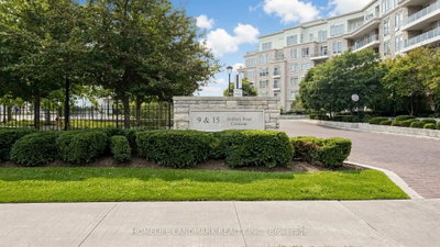 Condo for sale at 507-15 Stollery Pond Crescent, Markham, Ontario, L6C 0Y4 - Devil's Elbow - MLS: N13655576