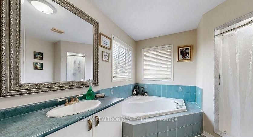 215 Drummond Drive • Vaughan, ON photo 15