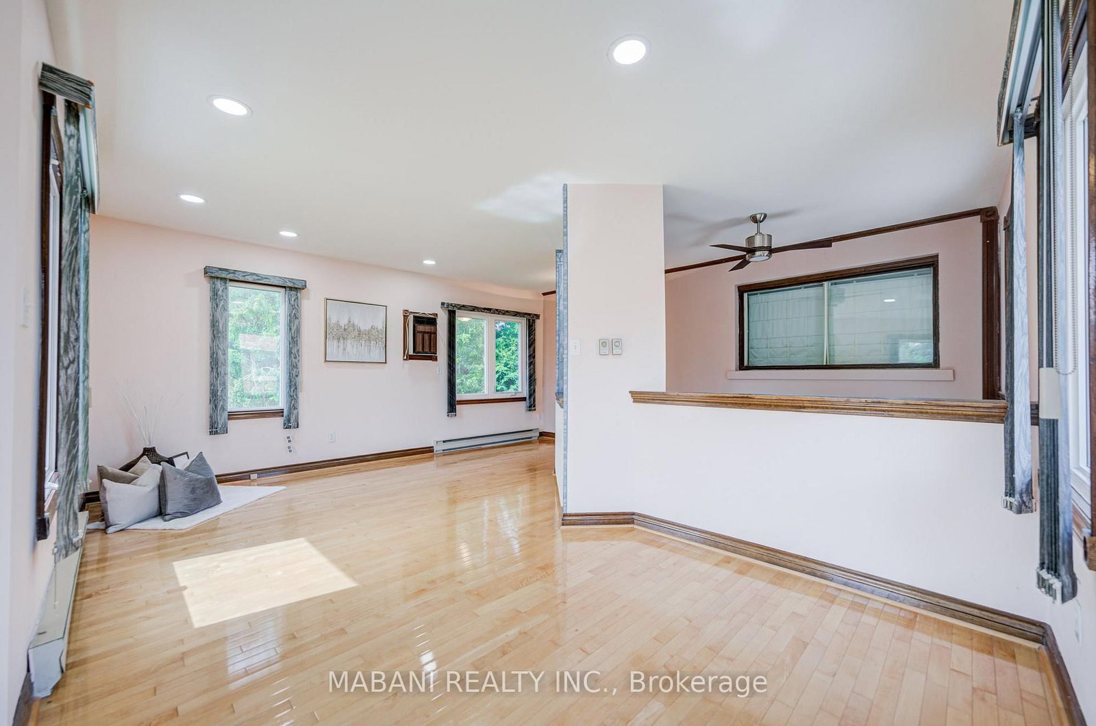 38 Marchwood Crescent • Richmond Hill, ON photo 24