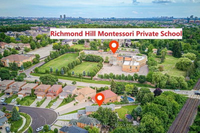 38 Marchwood Crescent • Richmond Hill, ON photo 5