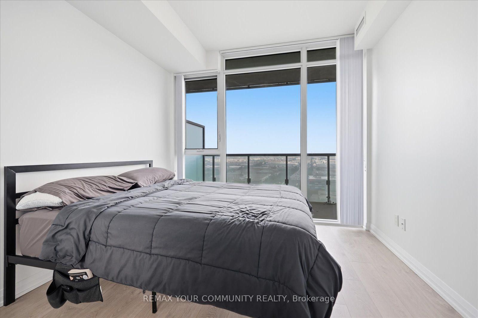 7895 Jane Street • #2214 • Vaughan, ON photo 15