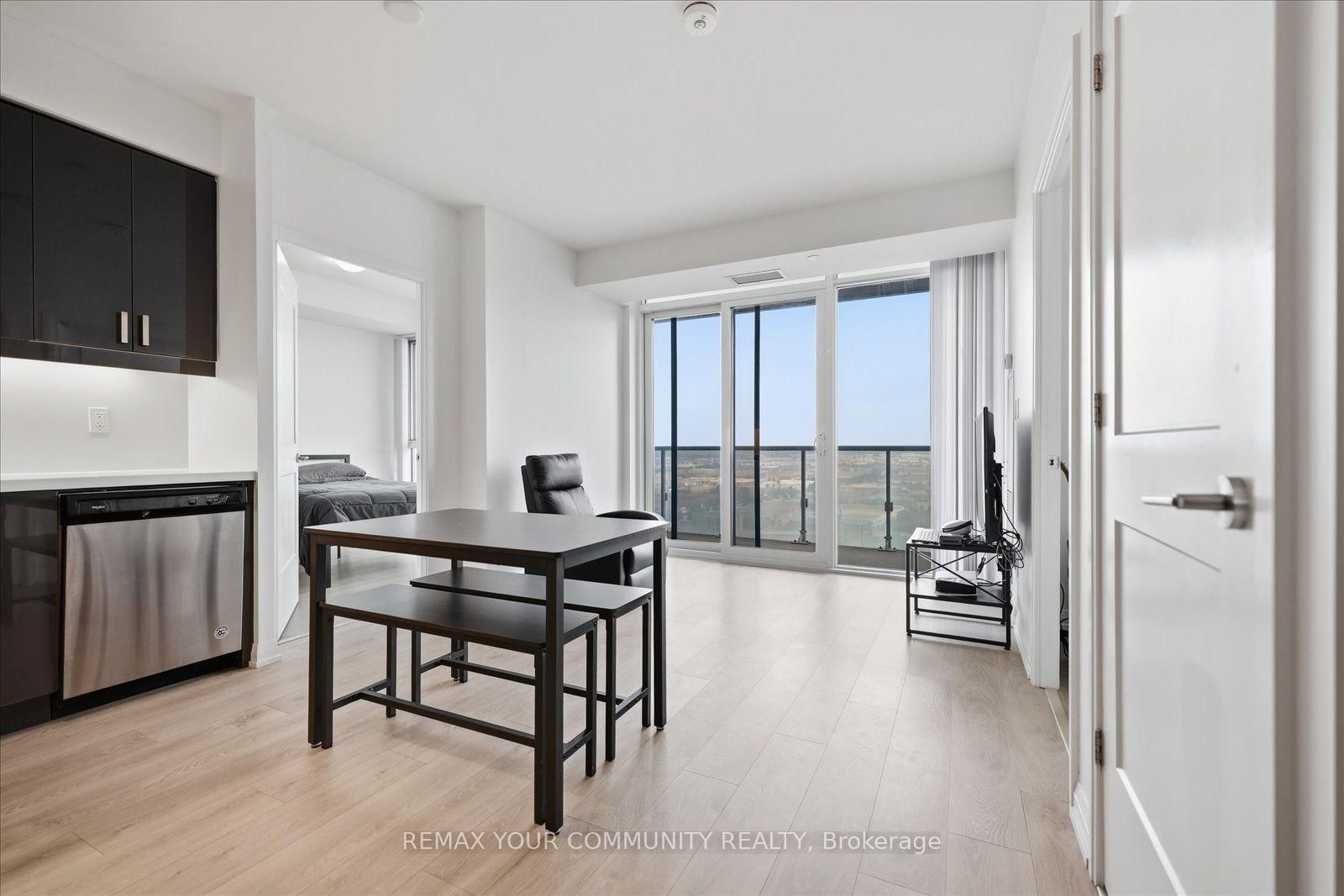 7895 Jane Street • #2214 • Vaughan, ON photo 7
