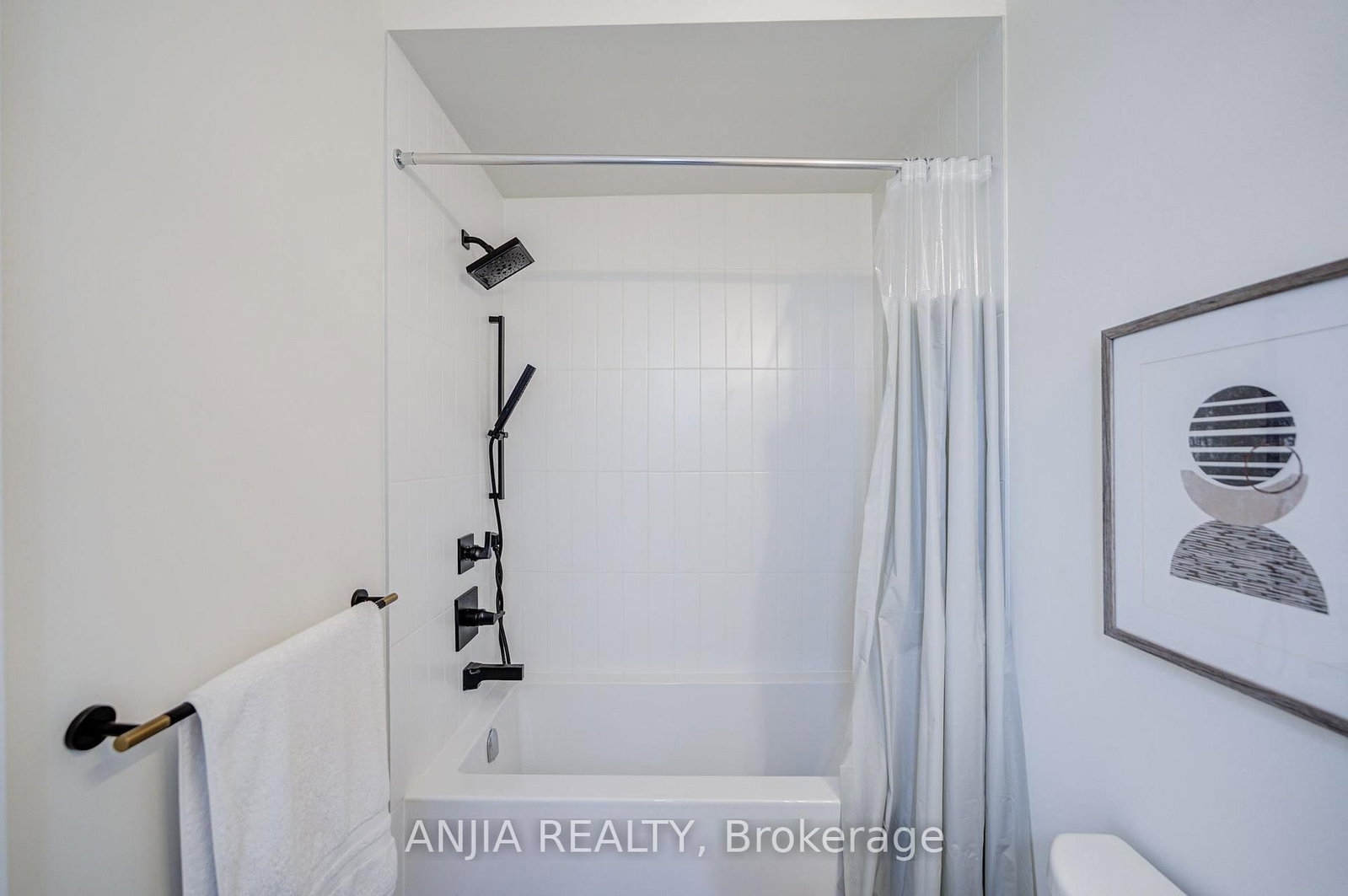 80 William Logan Drive • Richmond Hill, ON photo 38