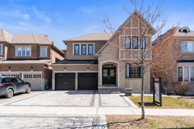 433 Mavrinac Boulevard, Aurora, ON, photo 3