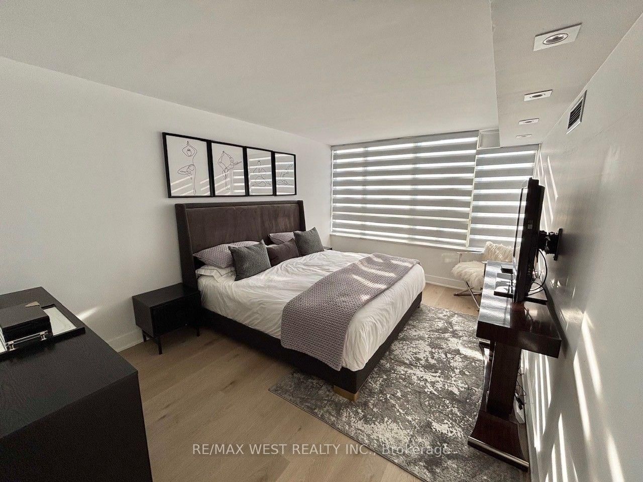 7 Townsgate Drive • #1408 • Vaughan, ON photo 12
