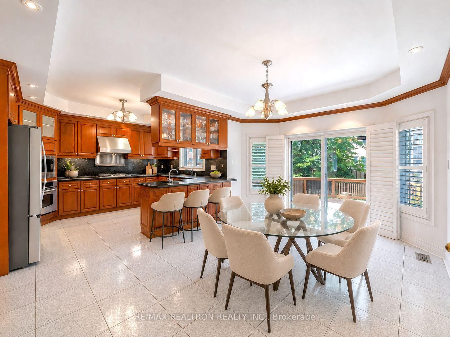 36 Fern Avenue • Richmond Hill, ON photo 11