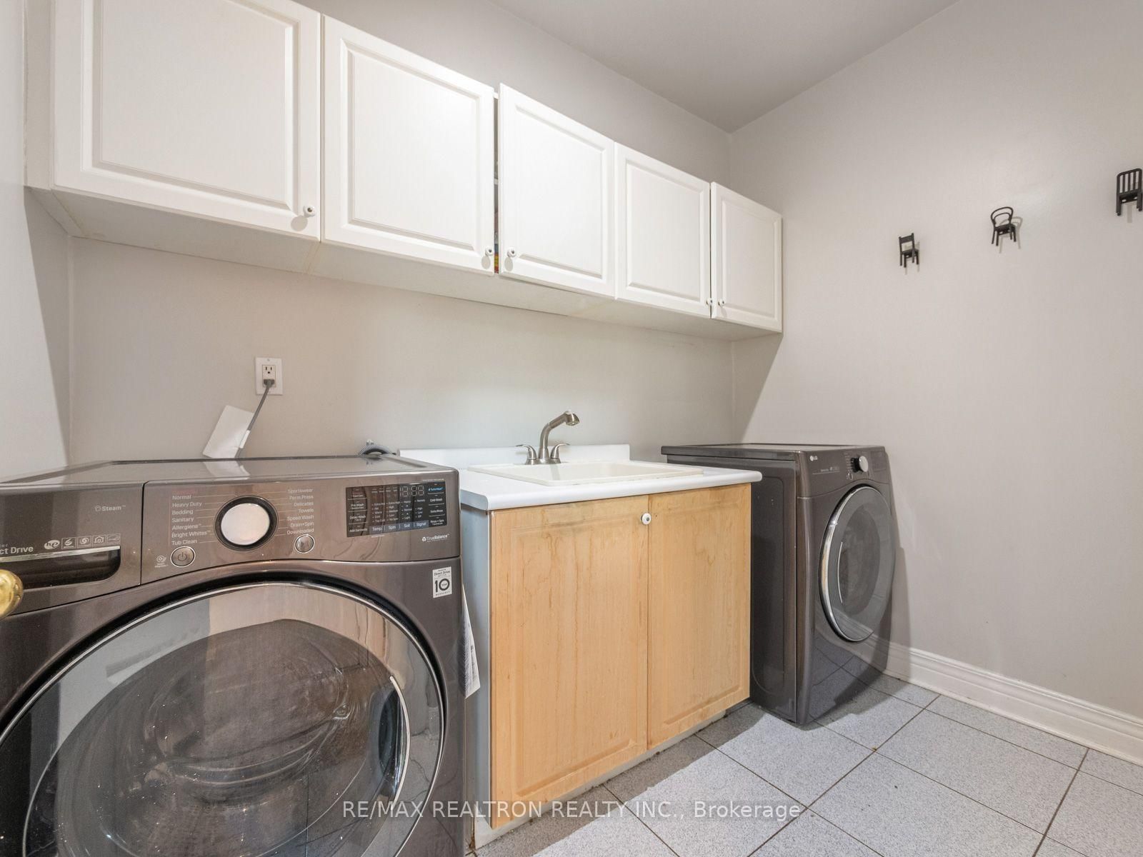 36 Fern Avenue • Richmond Hill, ON photo 18