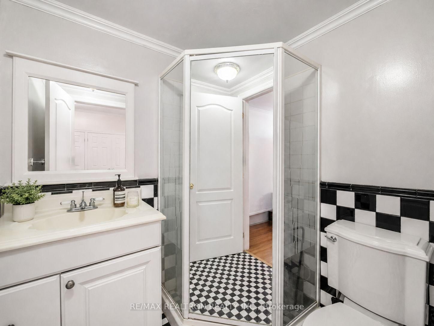 36 Fern Avenue • Richmond Hill, ON photo 39