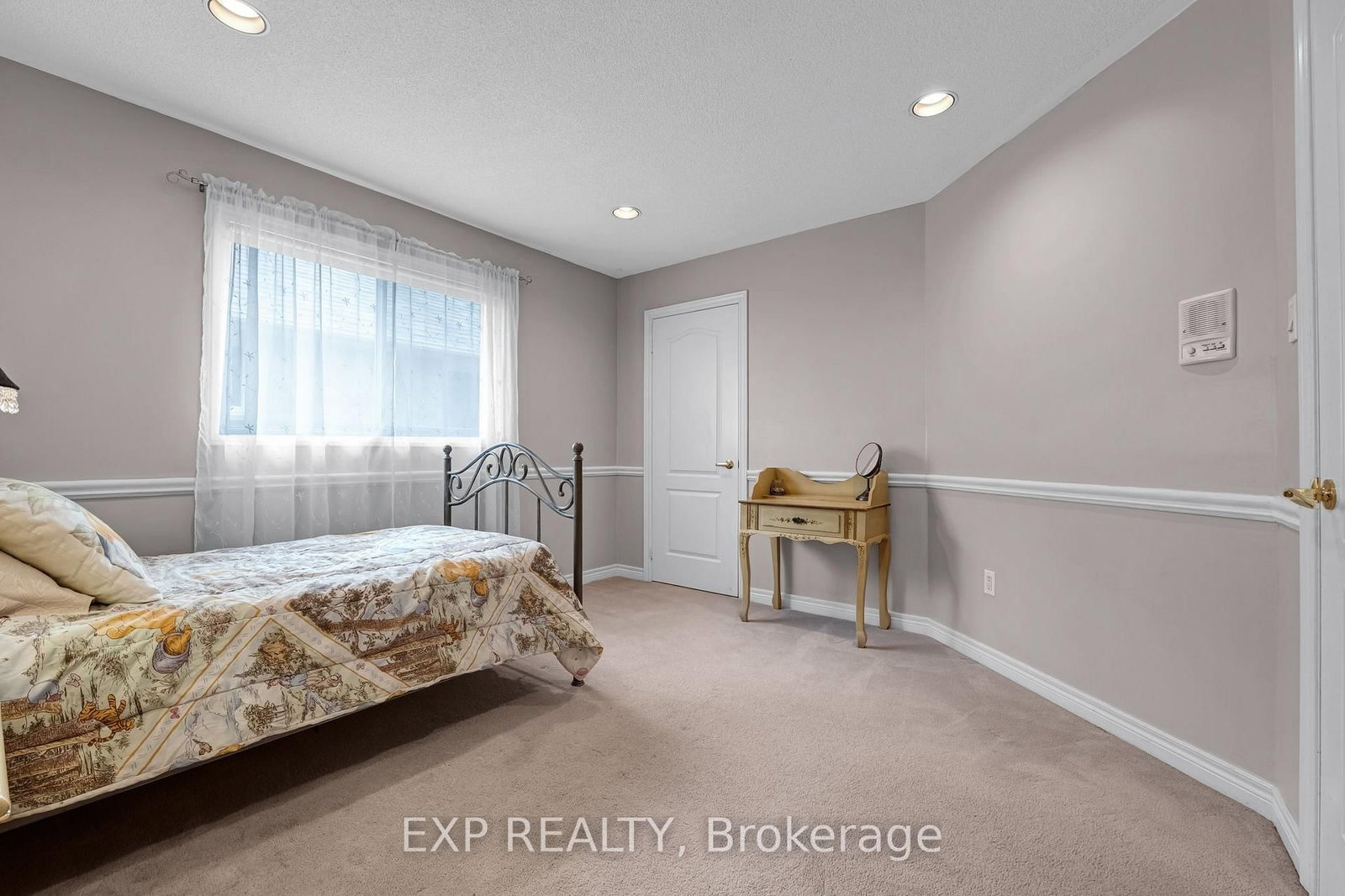591 Plantation Gate • Newmarket, ON photo 38