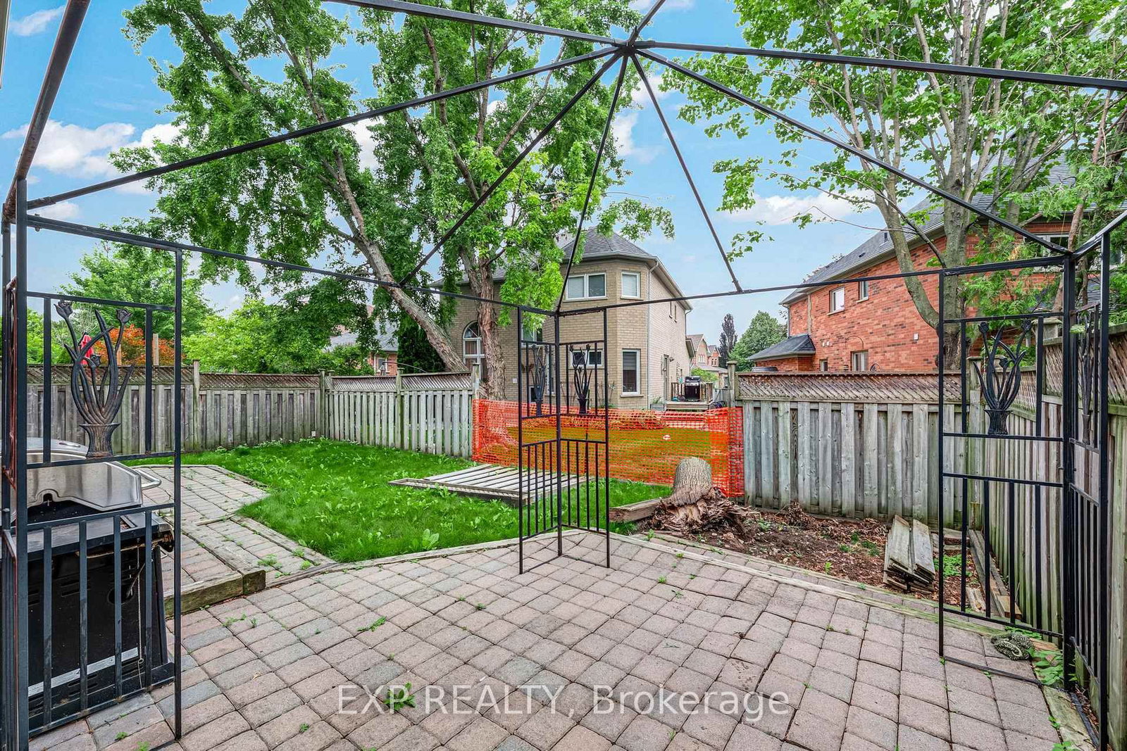 591 Plantation Gate • Newmarket, ON photo 40