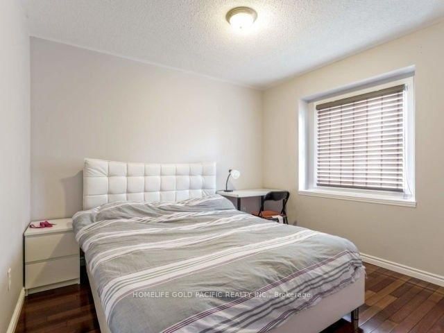 62 Baffin Court • Richmond Hill, ON photo 13