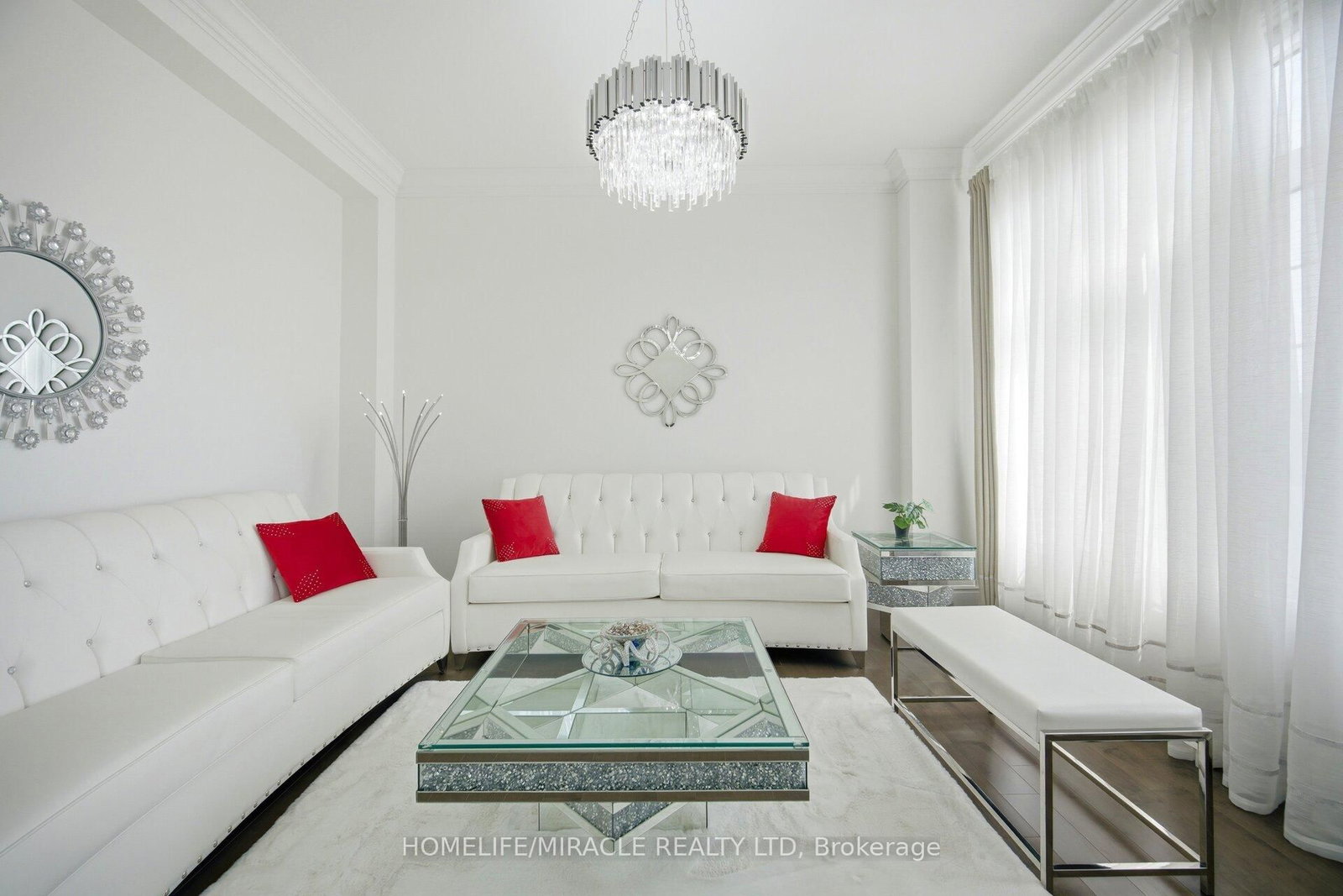 Listing Image 5