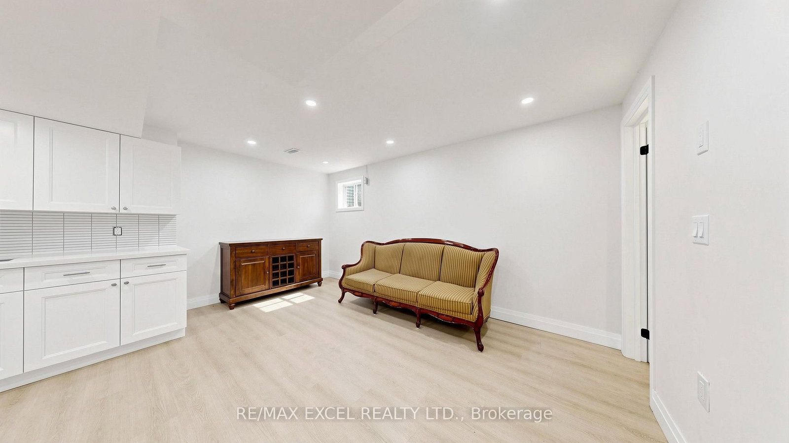 42 Blackforest Drive • Richmond Hill, ON photo 29
