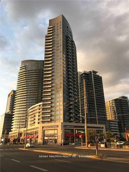 925 - 7161 Yonge Street