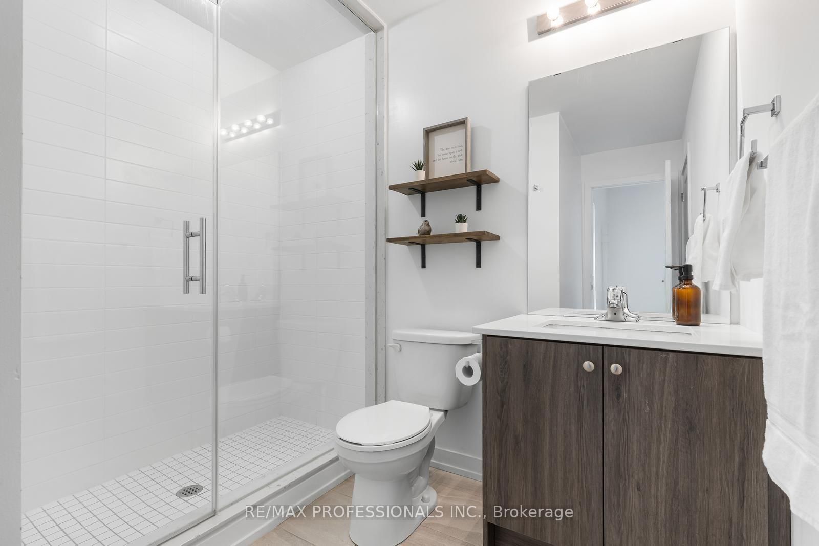 1 Lochlin Street • Vaughan, ON photo 24