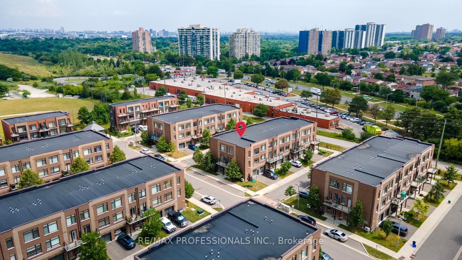 1 Lochlin Street • Vaughan, ON photo 28
